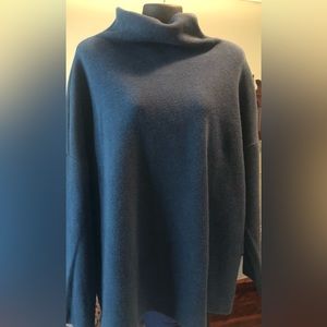 JJILL tunic sweater in EUC